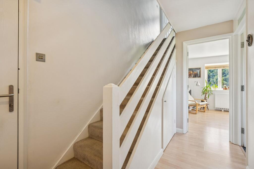 Apartment in Milton Keynes - View 5