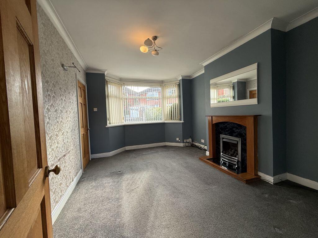 House in Stoke-on-Trent - View 2