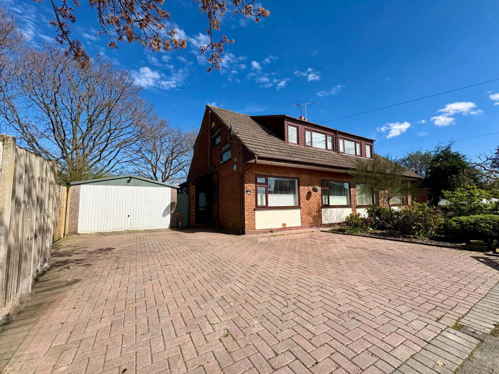 Main image of property: Powicke Drive,Romiley,Stockport,SK6 3EF