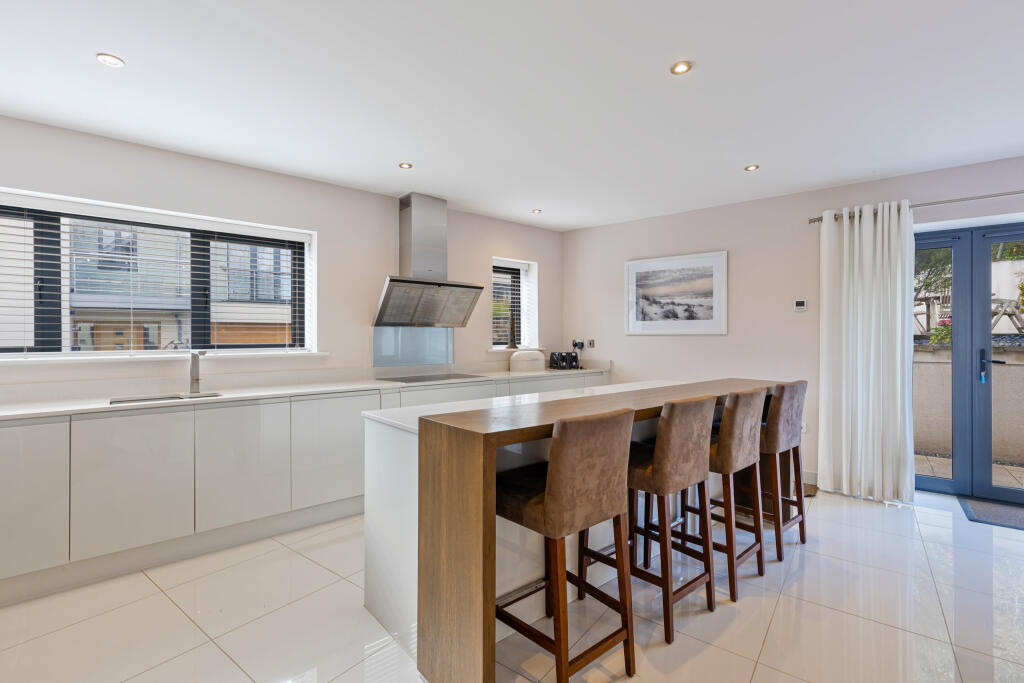 House in Torquay - View 3