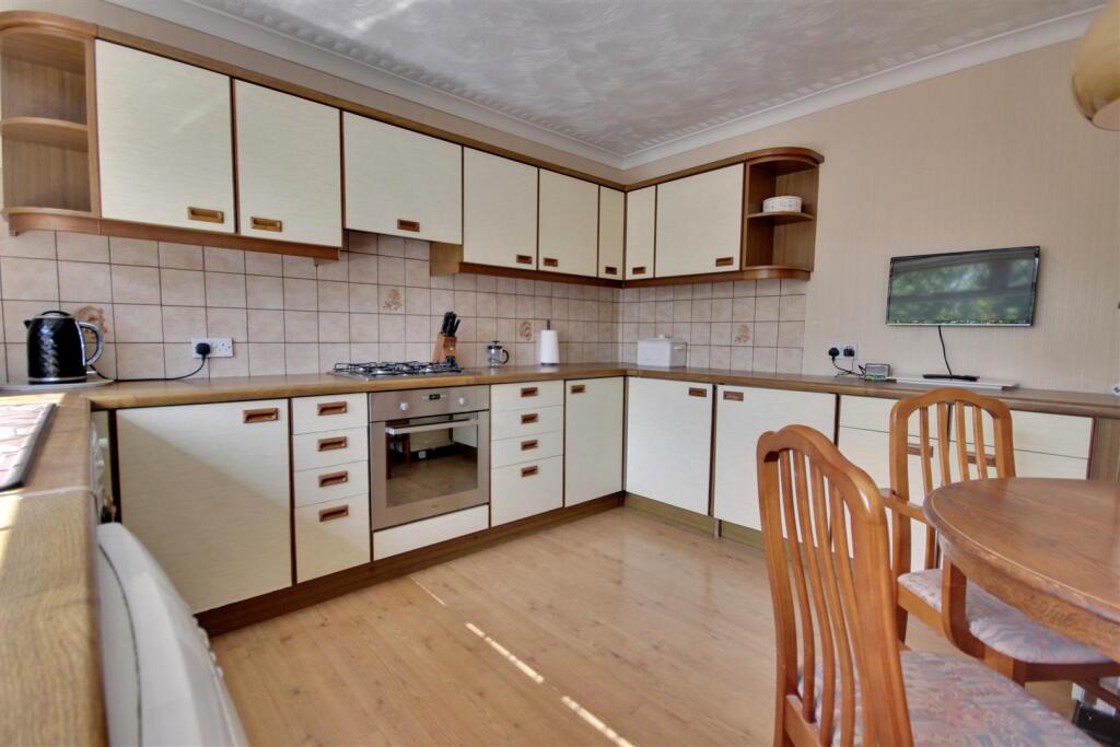 House in Beverley, East Riding of Yorkshire - View 4