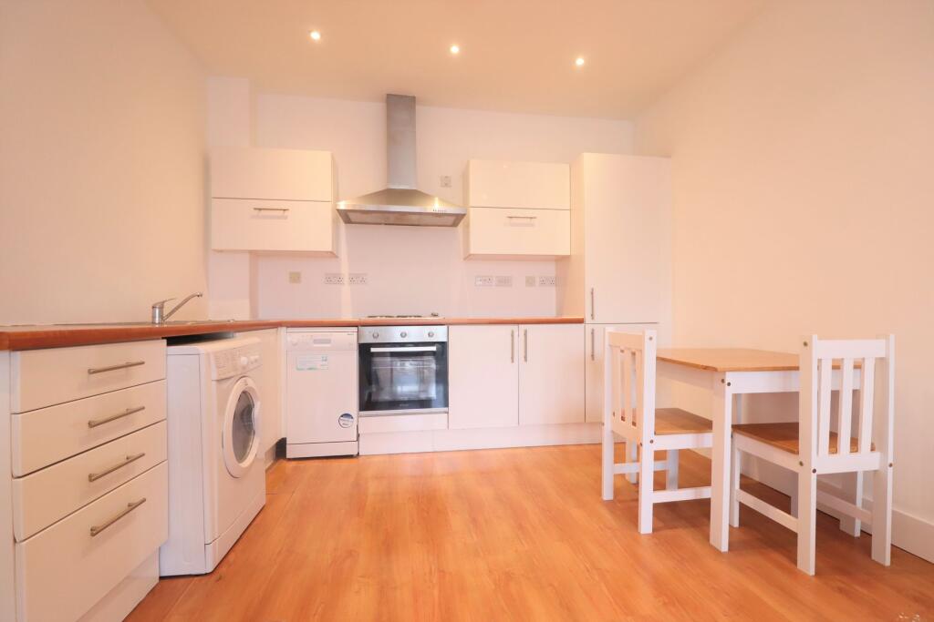Apartment in Barry Island - View 4