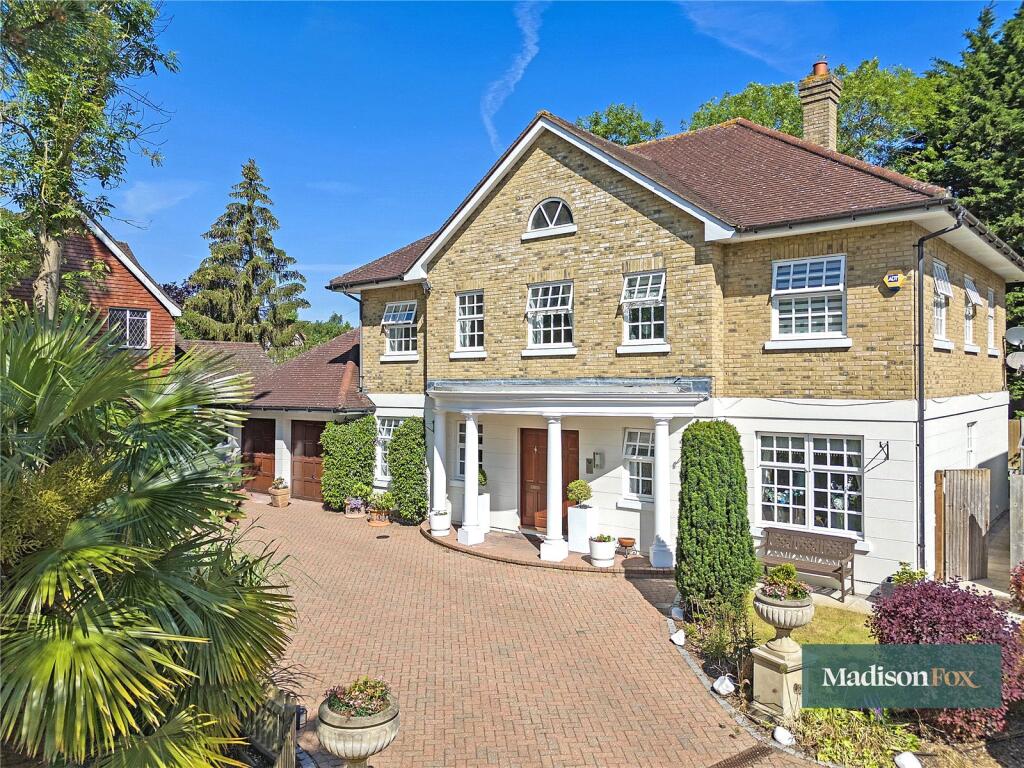 Main image of property: Gainsborough Place, Chigwell, Essex, IG7