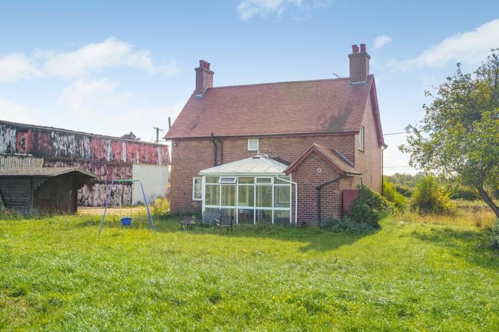 Lodge Lane, Saughall, Chester, Cheshire photo 3