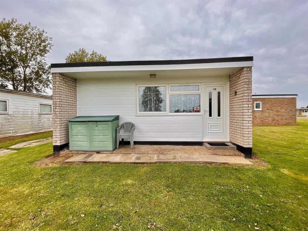 2-bed other on Florida Holiday Park, Hemsby, £30,000
