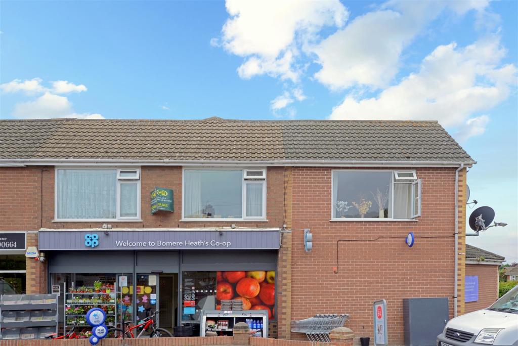 3-bed apartment on Sefton Drive, Bomere Heath, Shrewsbury, £154,000