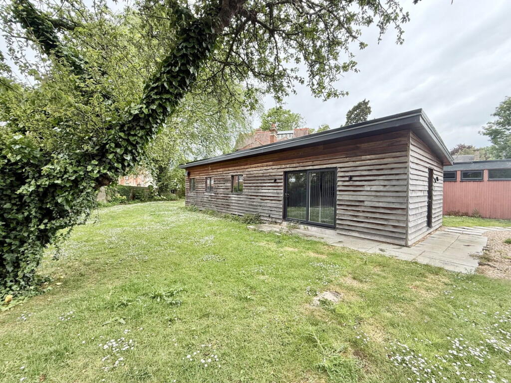 House in Gloucester, Gloucestershire