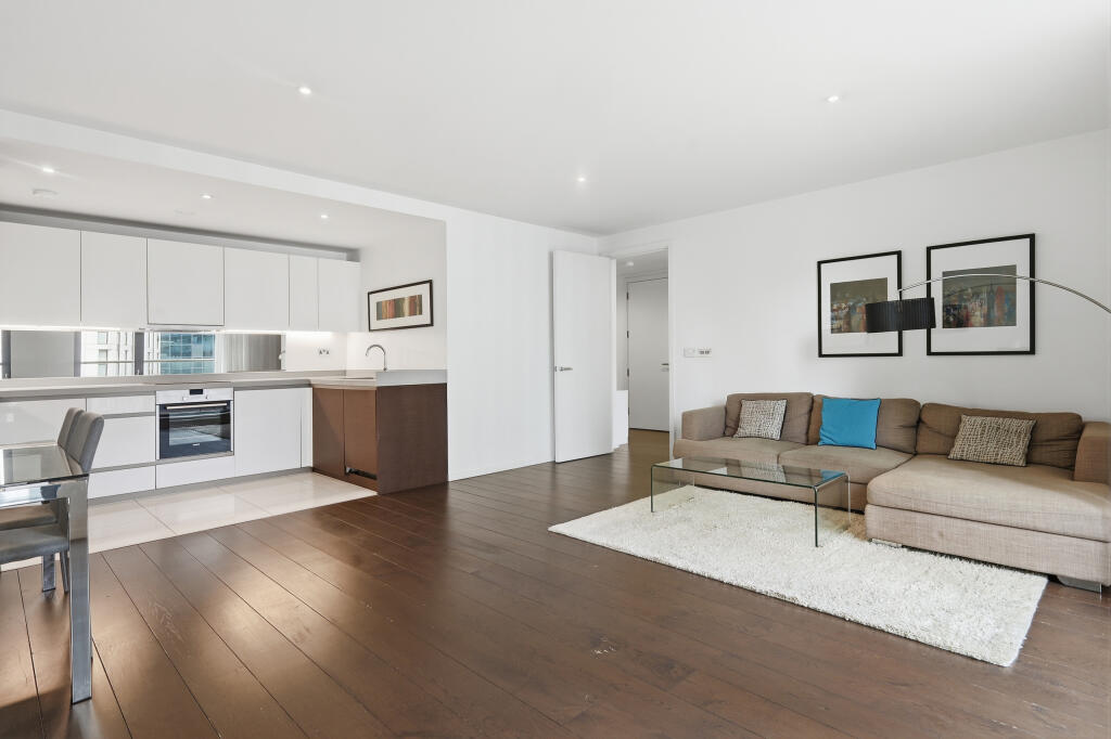 Apartment in London - View 6