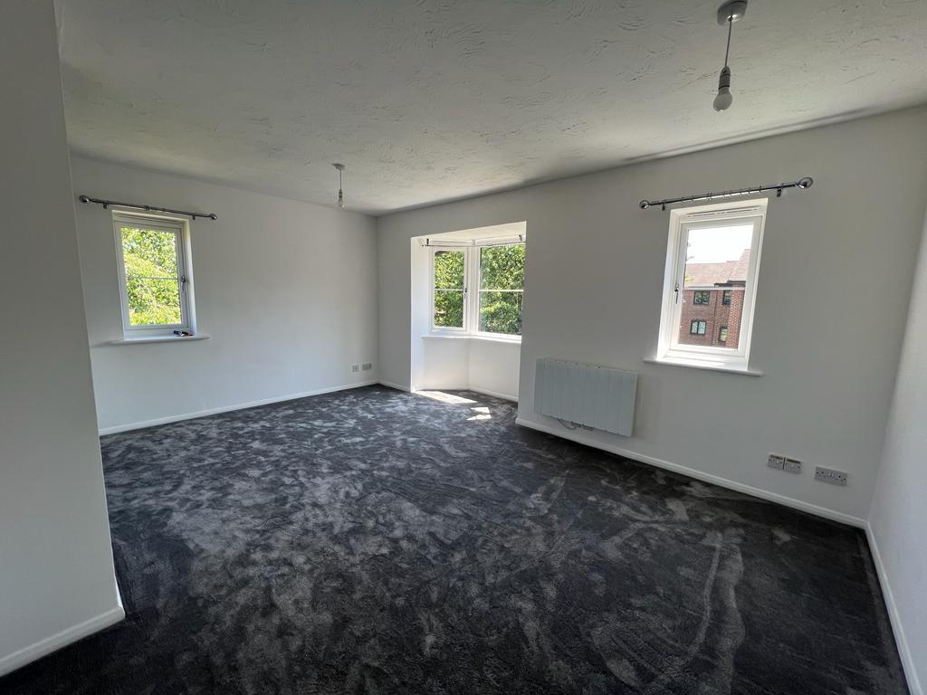 Main image of property: Poets Chase, AYLESBURY