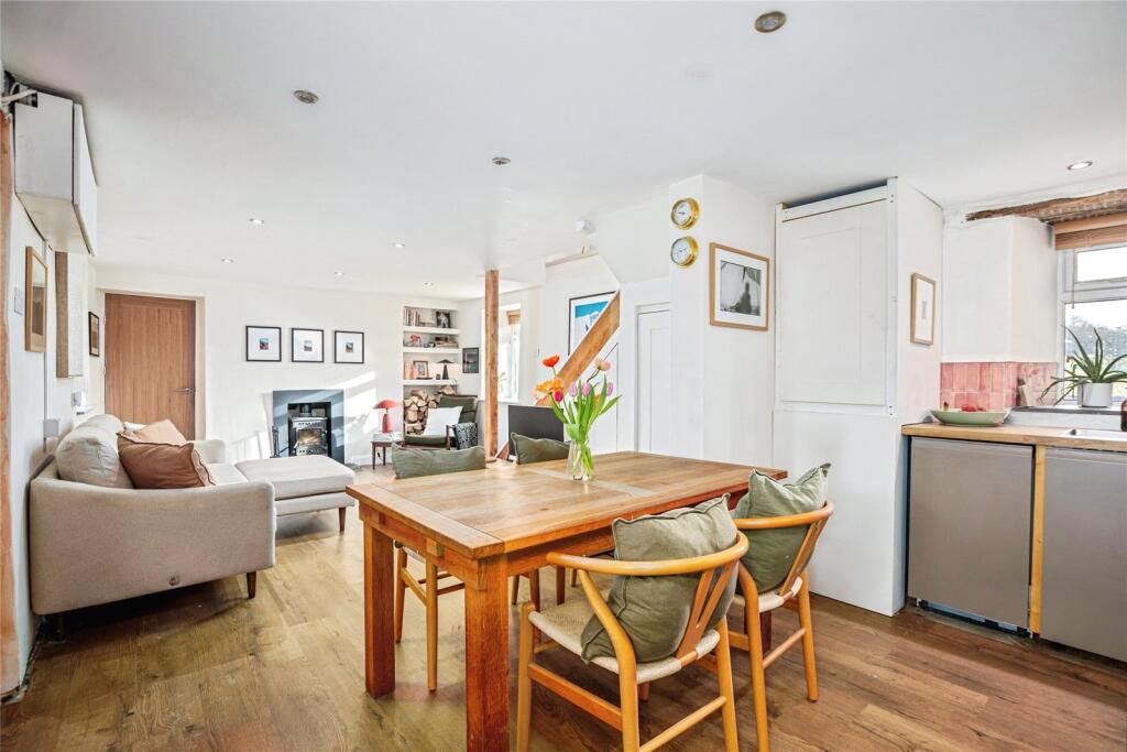 House in Swansea, Llangrannog - More