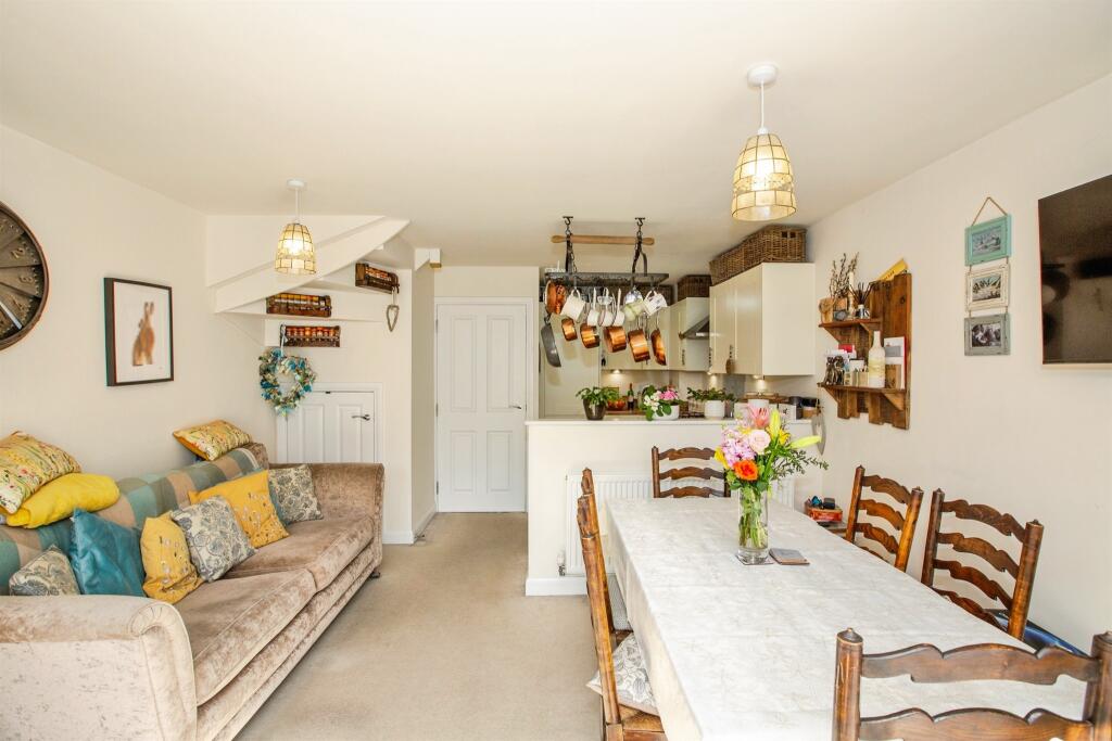 House in Northampton, Thrapston - View 2