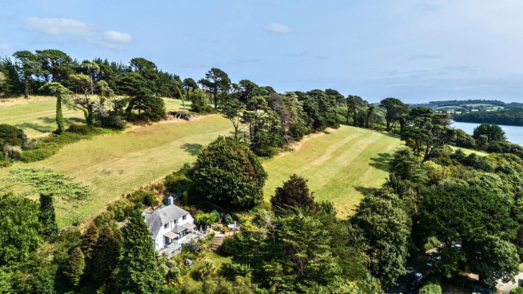 4-bed detached on Boscawen Park, Truro, £895,000