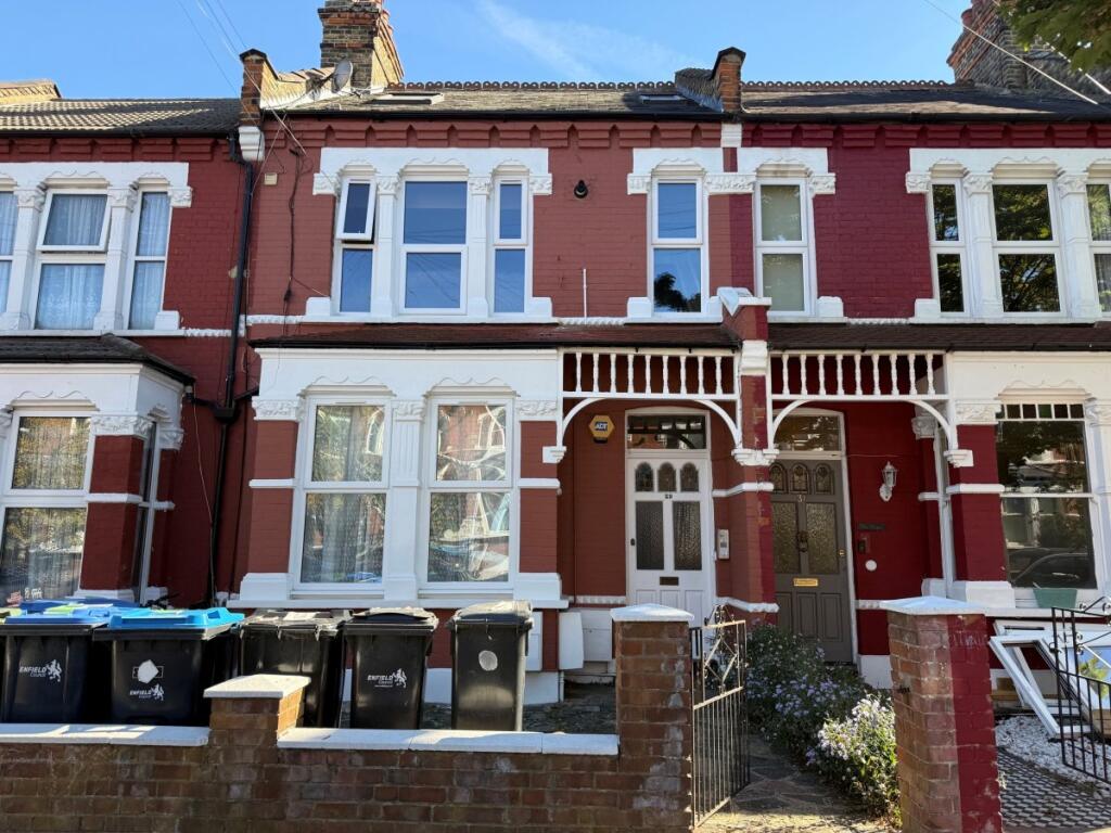 Main image of property: Hardwicke Road, Palmers Green
