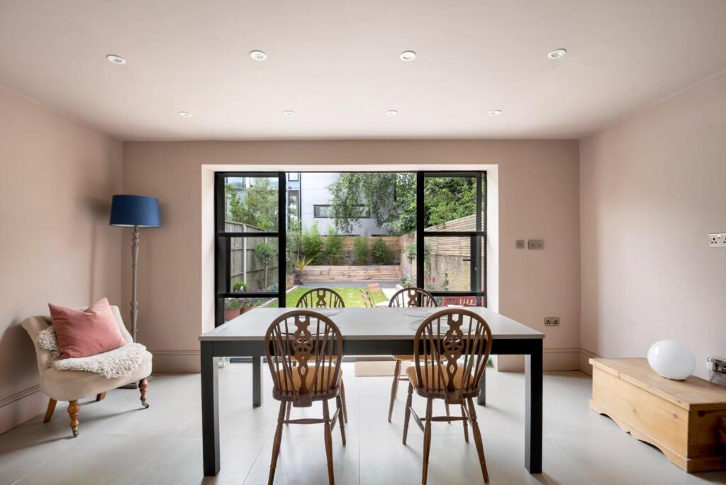 House in London - View 4