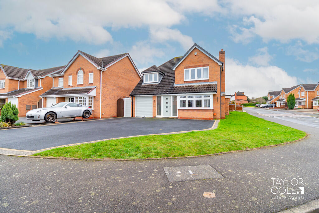 Main image of property: Emberton Way, Amington