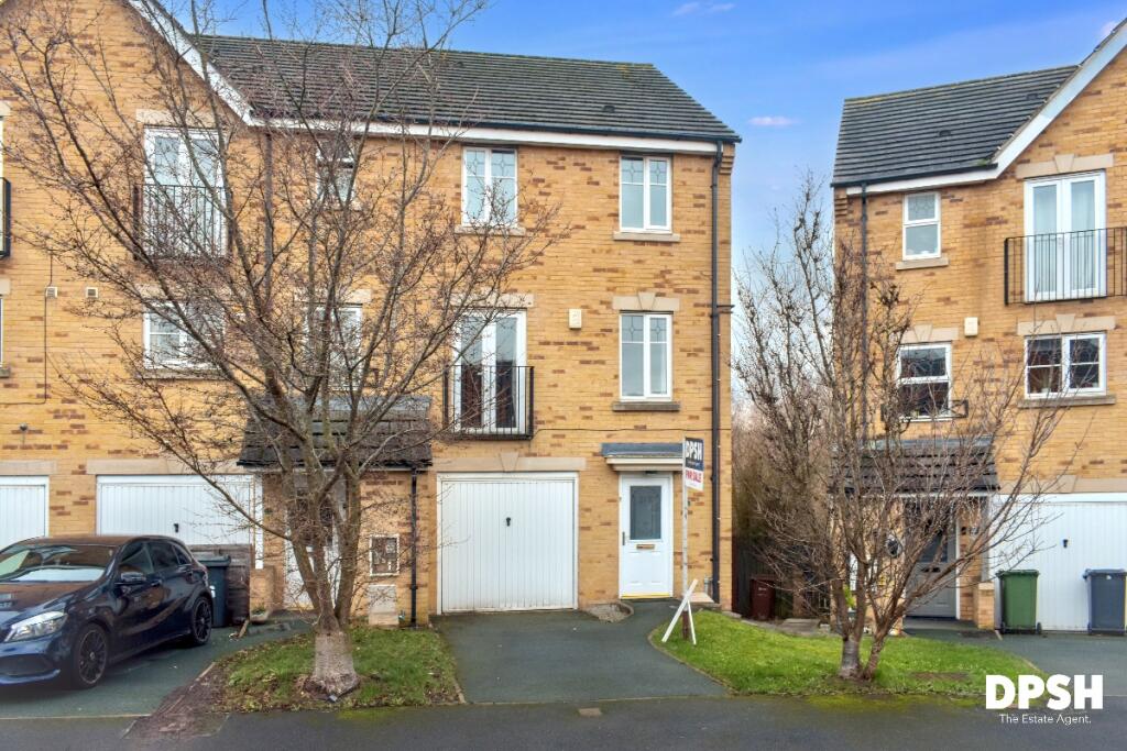 4-bed house on Digpal Road, Churwell, £275,000