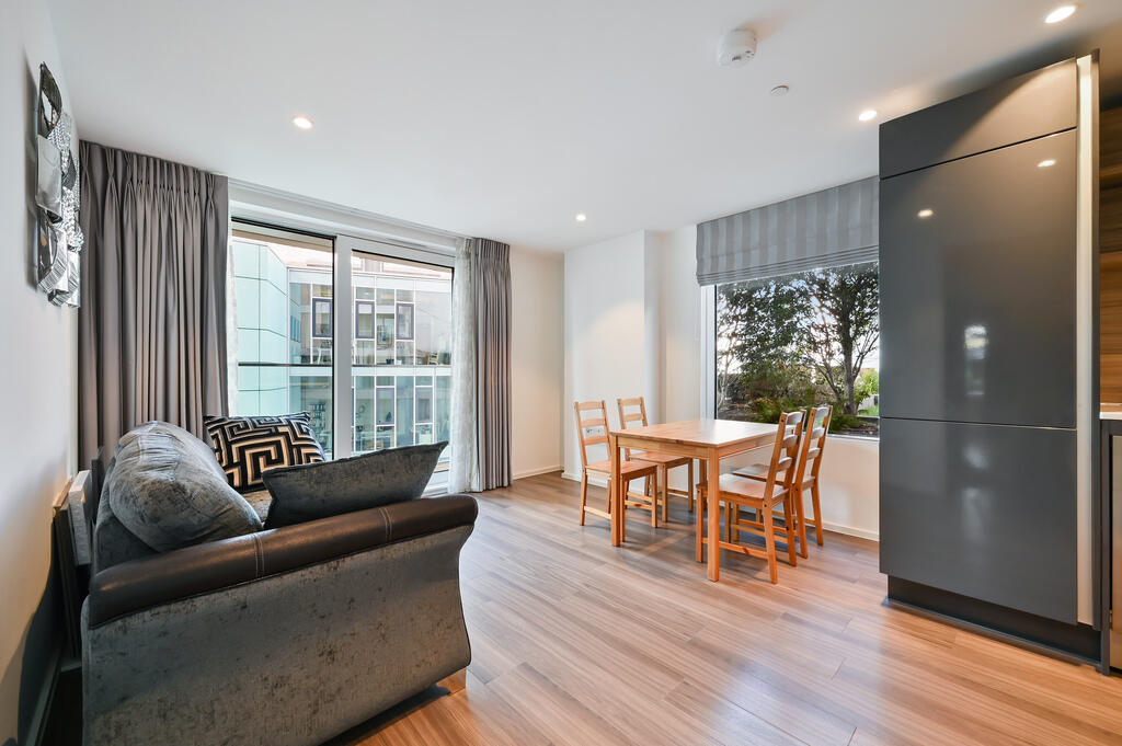 Apartment in London - View 2