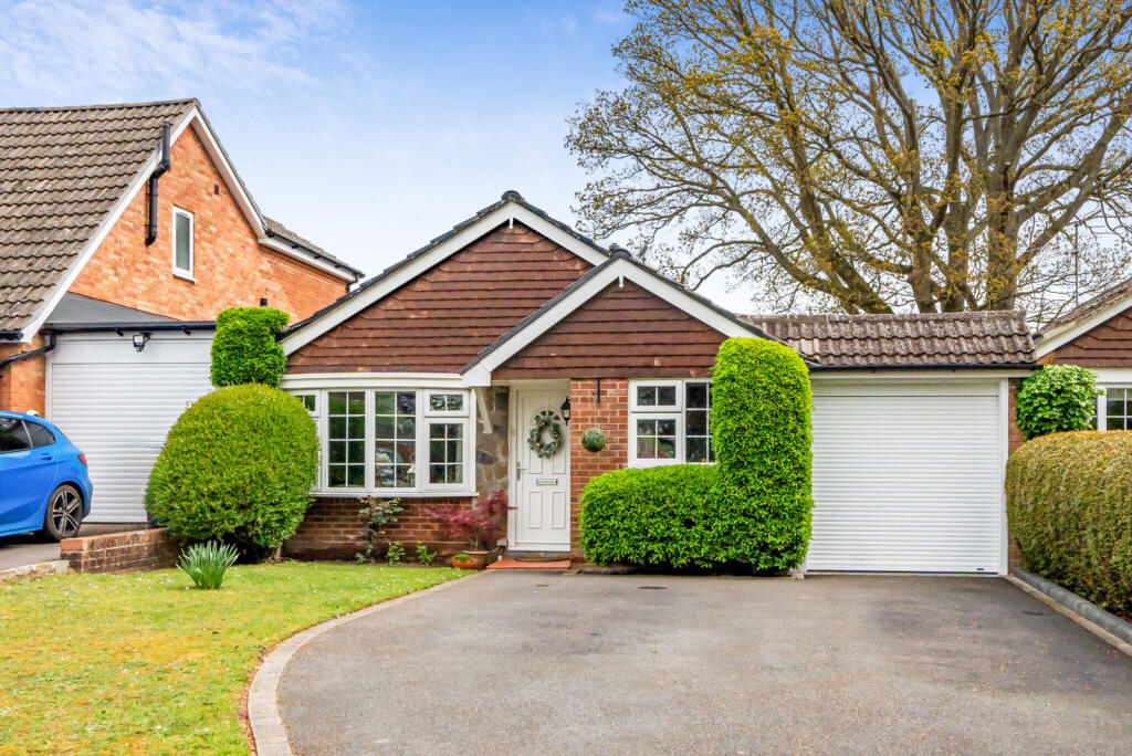 Main image of property: Fidlers Walk, Wargrave, Reading, Berkshire, RG10