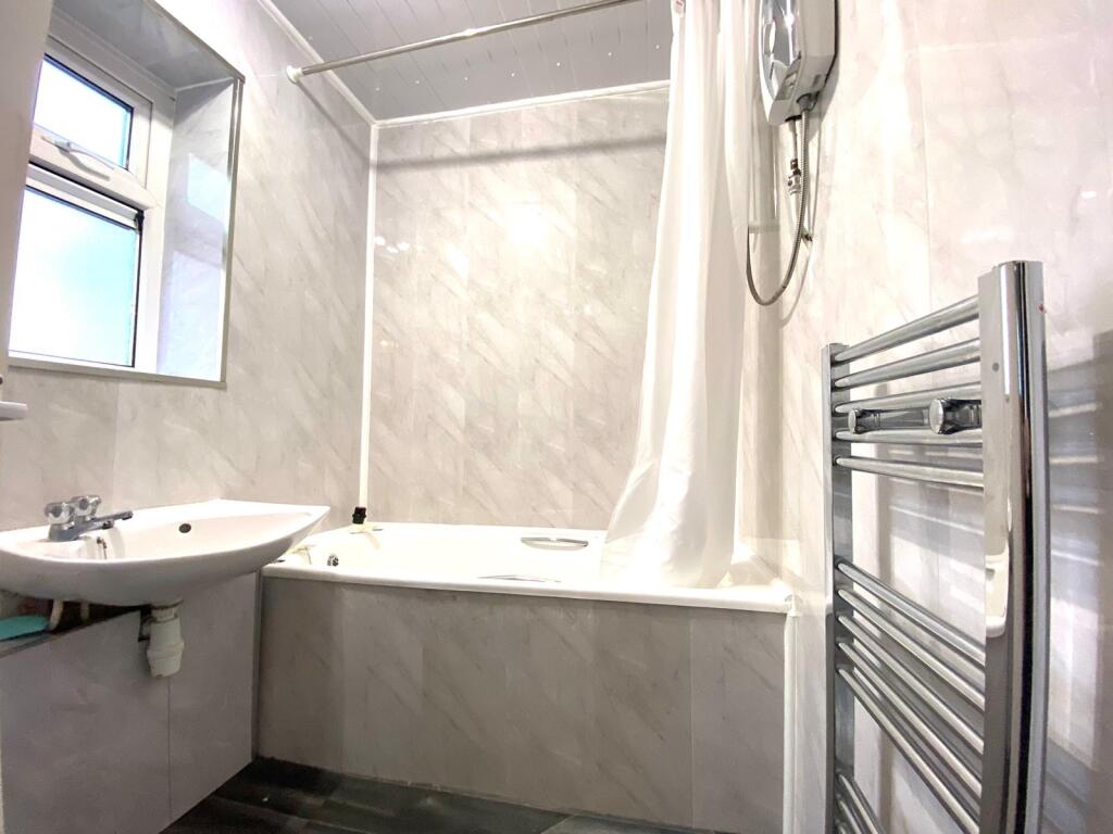 Additional image 3 of The oaks, Shard End, B34