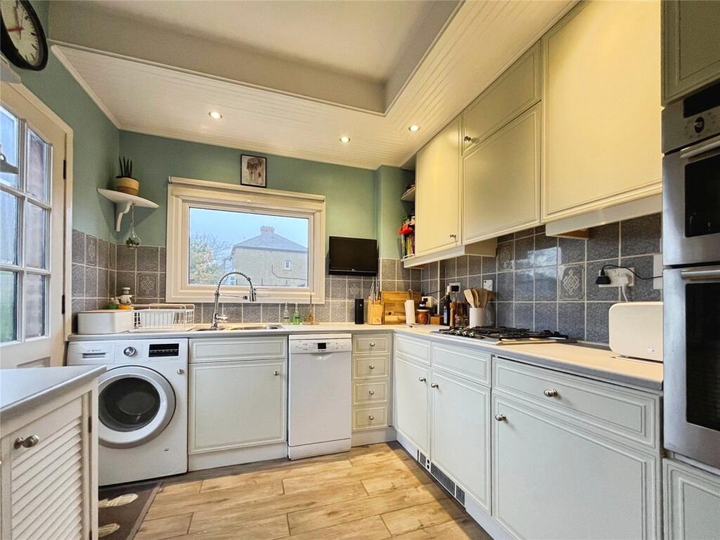 Baring Road, London, SE12 photo 4