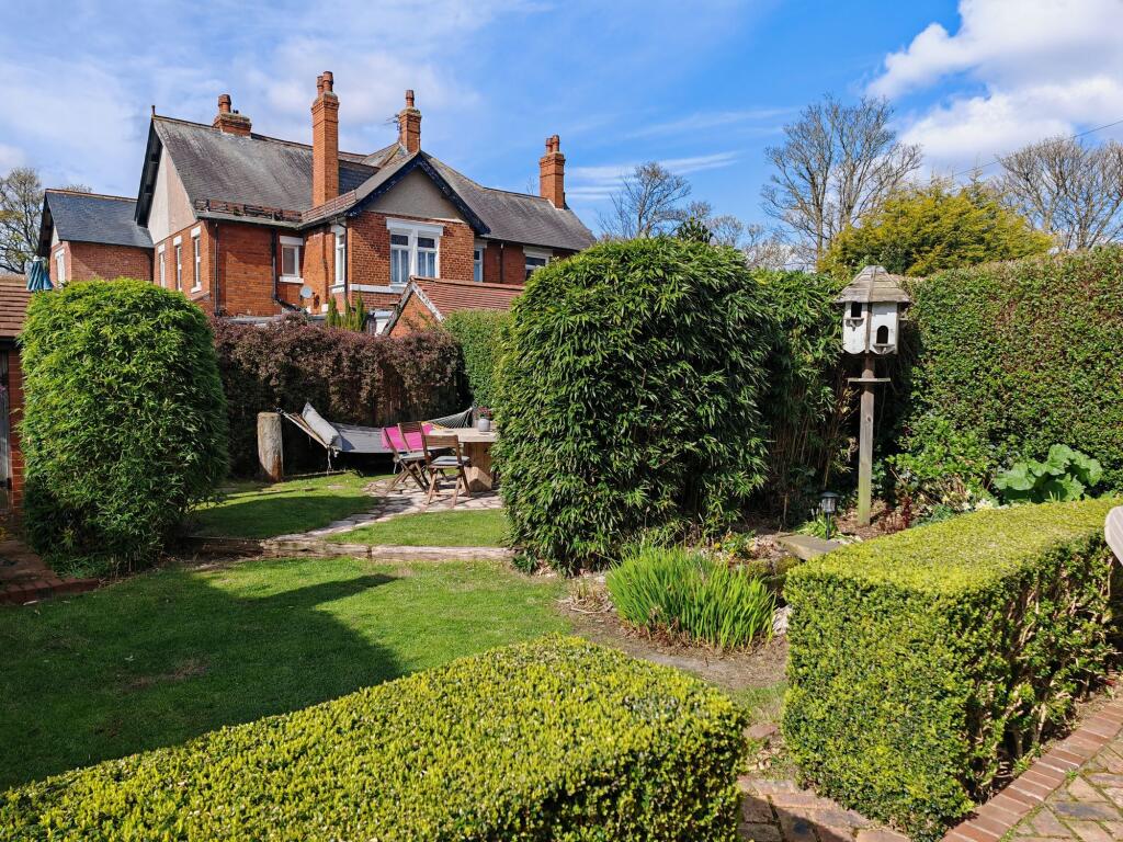 House in South Tyneside, Harton Nook - View 2