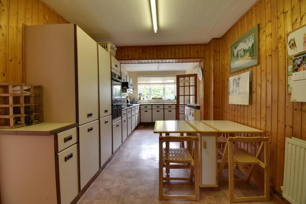 House in Braintree, Coggeshall - More