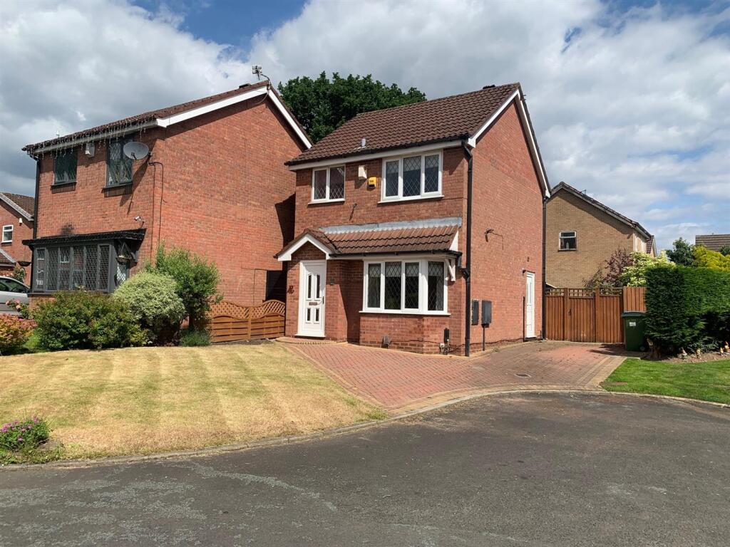 Main image of property: Dame Hollow, Heald Green, Stockport, SK8 3HX
