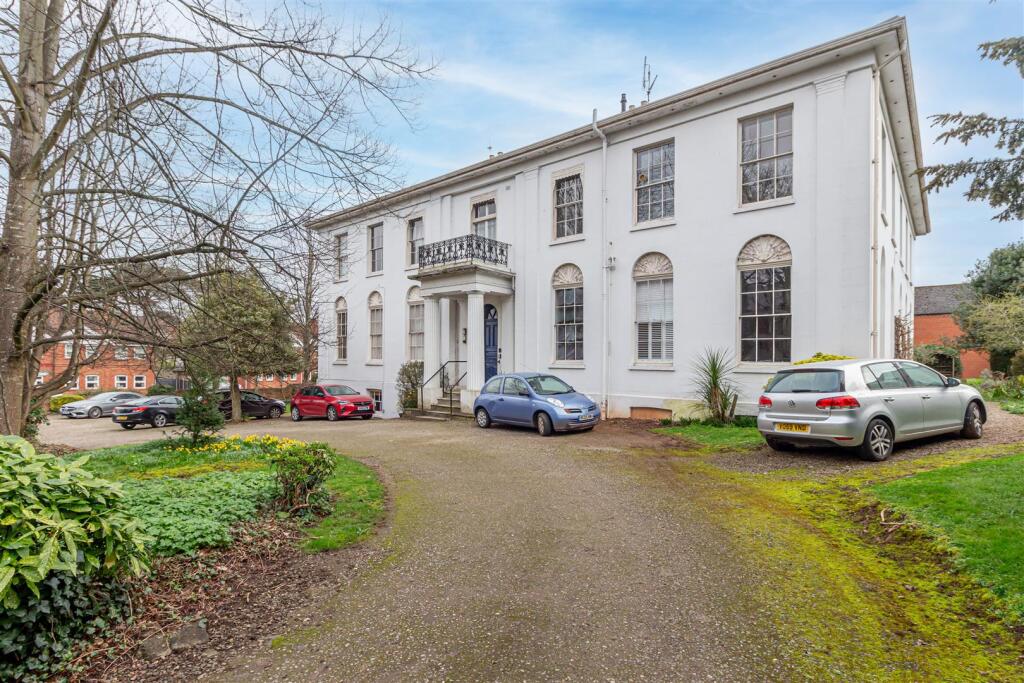 Main image of property: Lansdowne Crescent, Worcester