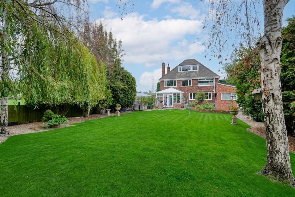 Additional image 4 of Worcester Road, Upton Warren, B61