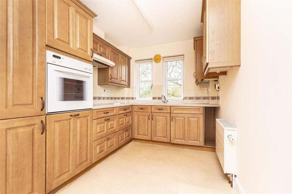 Apartment in Bournemouth - View 3