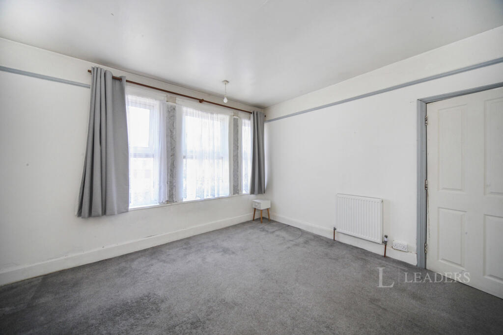 Maidenhall Road, Luton, Bedfordshire, LU4 - View 6