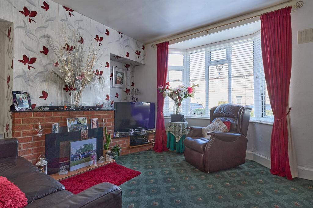 House in Hinckley and Bosworth, Barwell - View 3