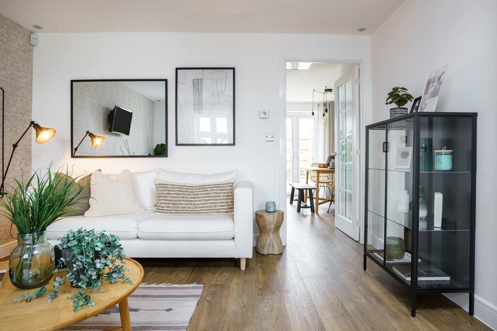 Main image of property: Cwrt Sirhowy
Cwm Gelli	
Blackwood	
NP12 1BU