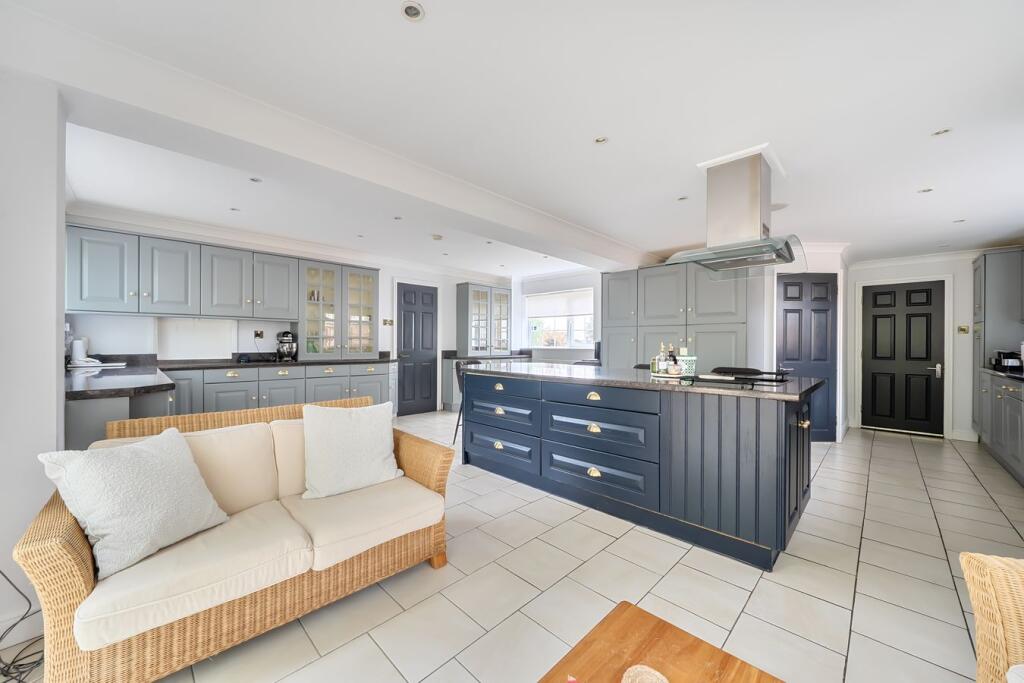 House in Milton Keynes - View 5