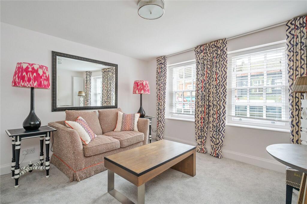 Main image of property: Shoreditch High Street, London, E1