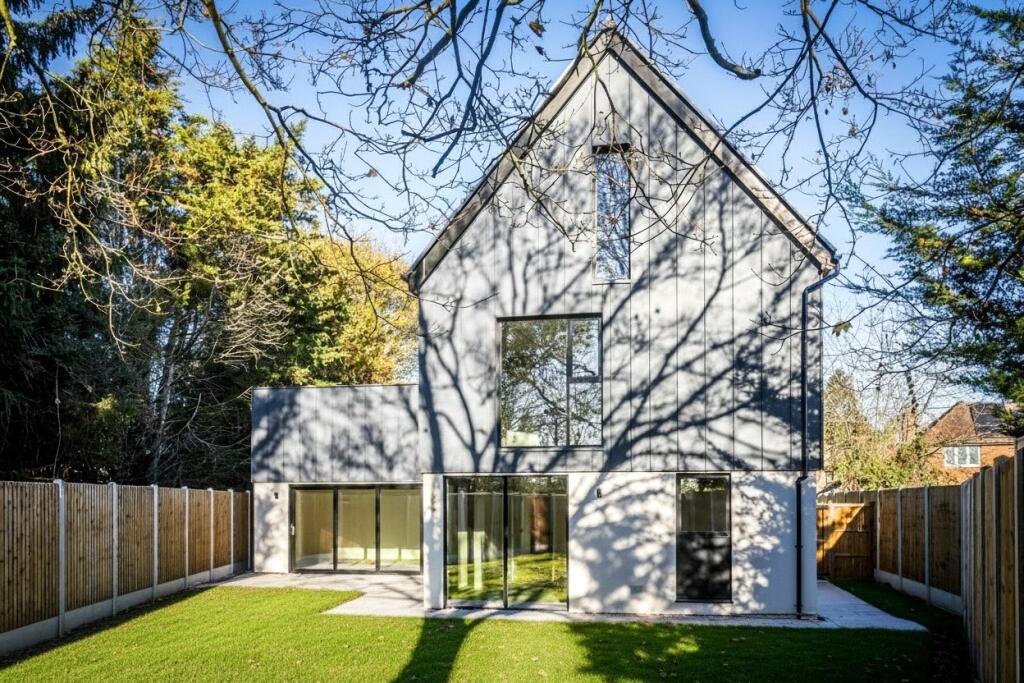 4-bed detached on Penlan, Kingfield Green, Woking, Surrey, GU22, £1,250,000