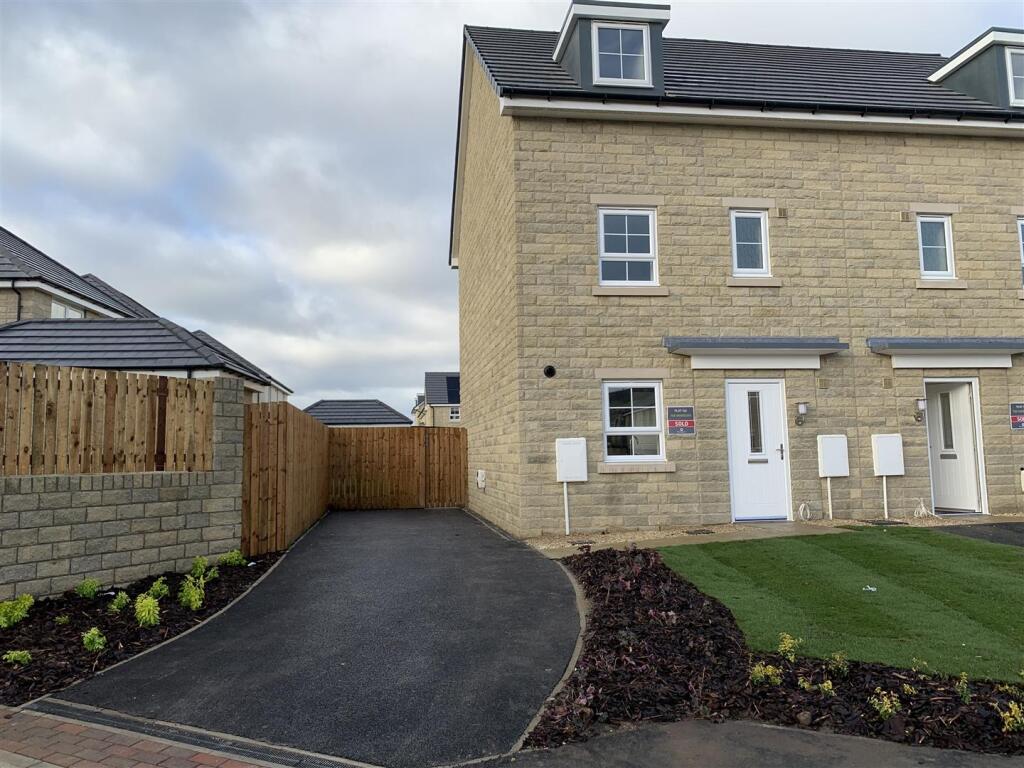 Main image of property: Lampkin Chase, Silsden