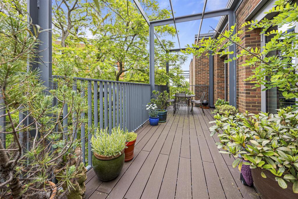 Main image of property: Finchley Road, London