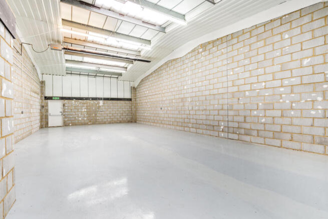 Gallery Image #11 for A659 - Swan Industrial Estate - 892