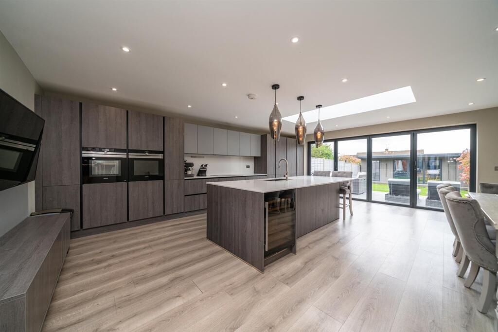 Additional image 9 of Rowlatt Drive, St. Albans