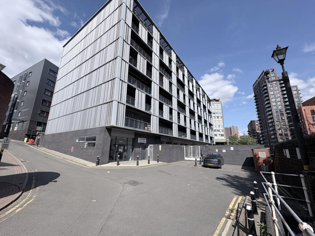 Apartment in Birmingham, West Midlands - View 5