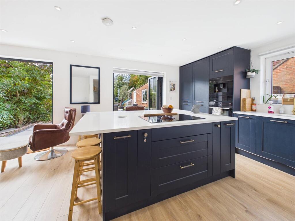 House in Tewkesbury, Brookfield, Churchdown - More