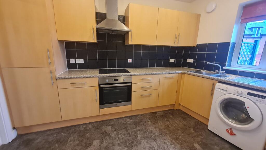 Apartment in Wakefield - View 2