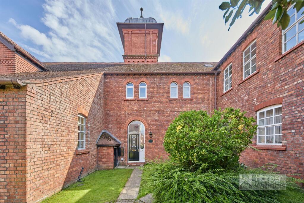 Newland Mews, Culcheth, Warrington, WA3 4EN photo 2