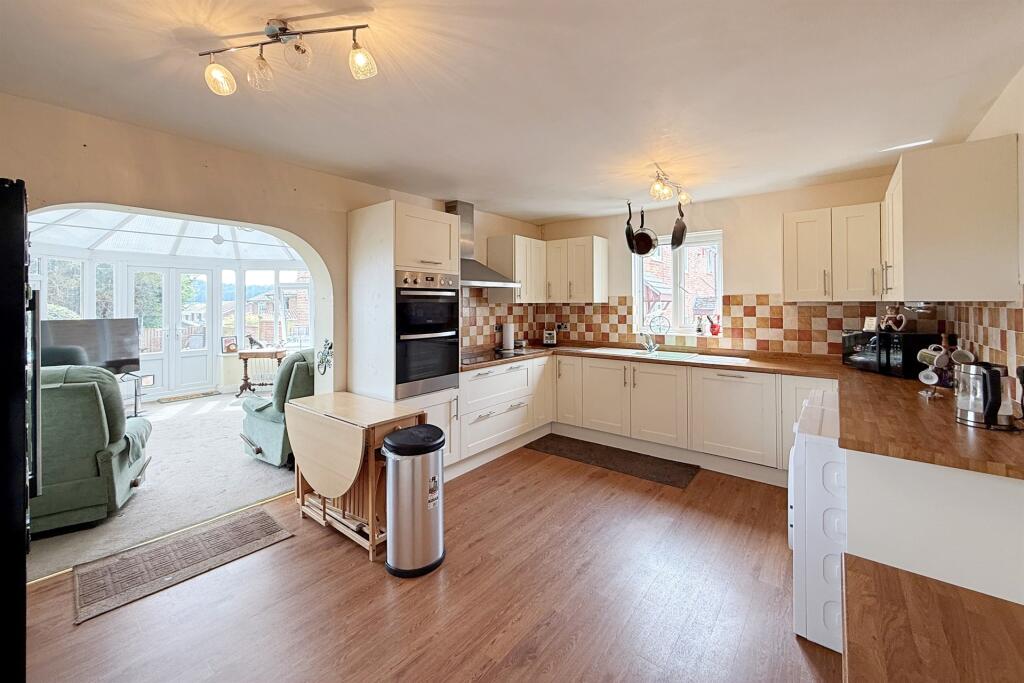 House in Dorchester - View 4