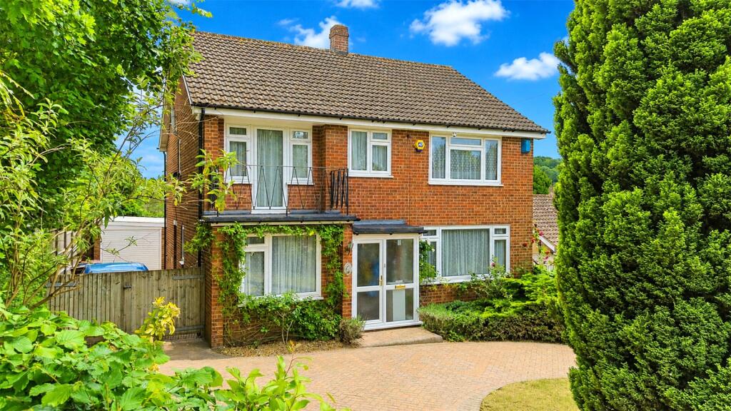 Main image of property: Carlisle Road, Tilehurst, Reading, Berkshire, RG31
