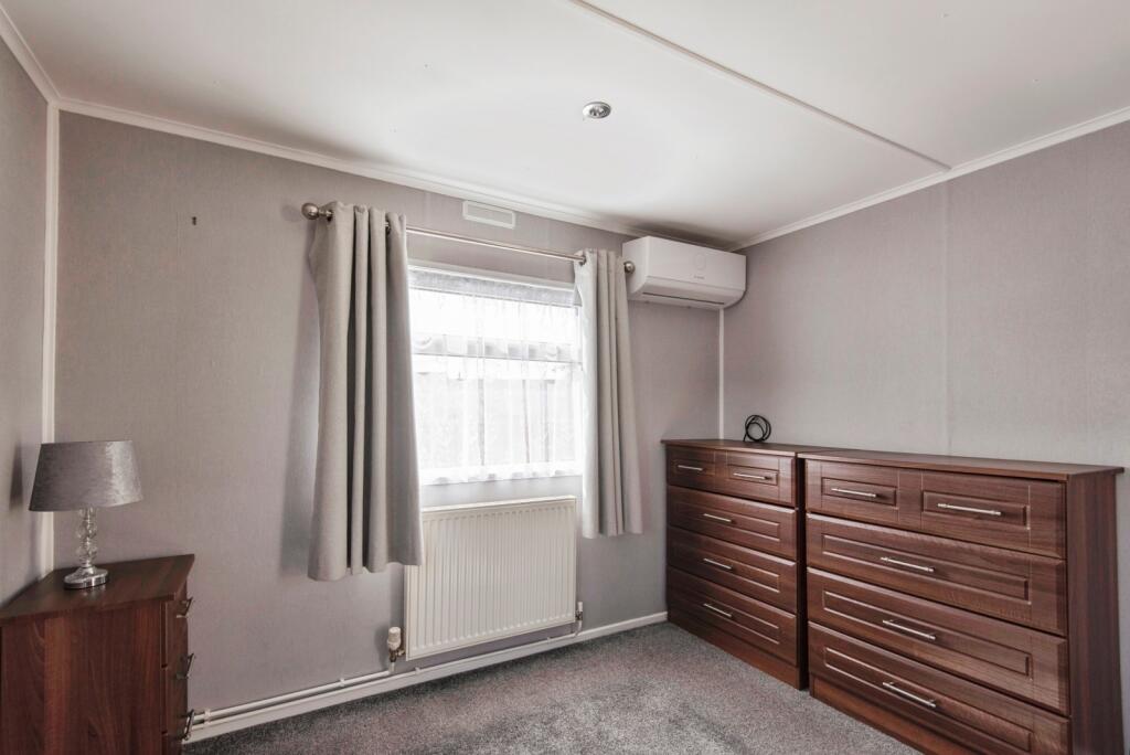 Three Star Park, Bedford Road, Lower Stondon, Henlow, SG16 - More