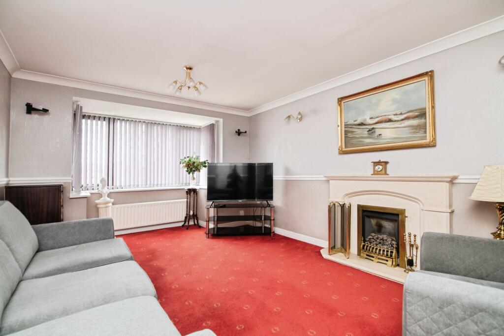 House in Dudley, West Midlands - More