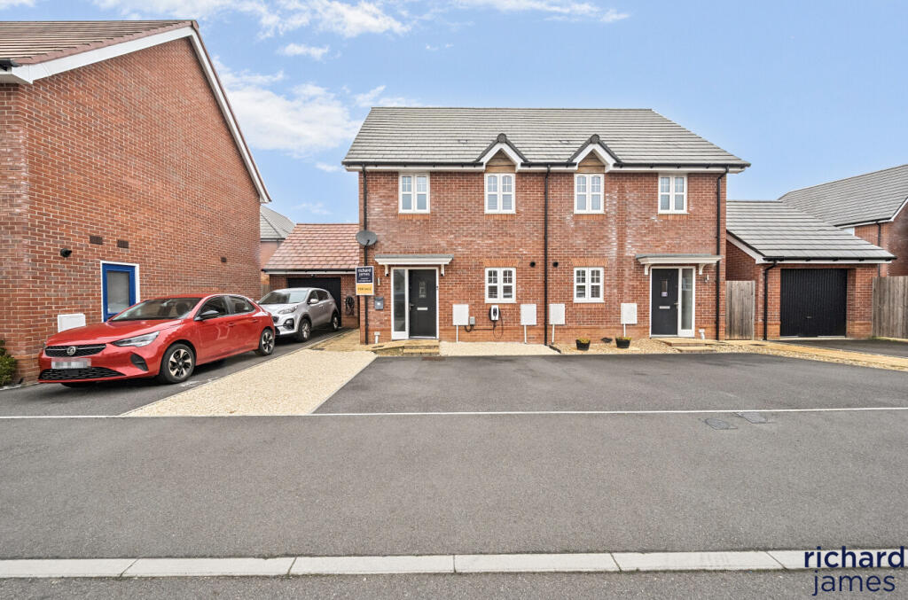 Main image of property: Emerald Crescent, Swindon, SN25