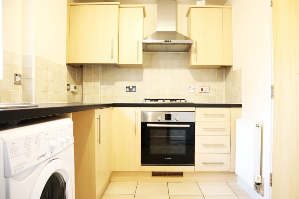 Apartment in Milton Keynes - More